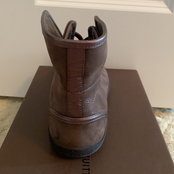 Louis Vuitton Brown Brea Fold Over Sneakers - Picture 11 of 16